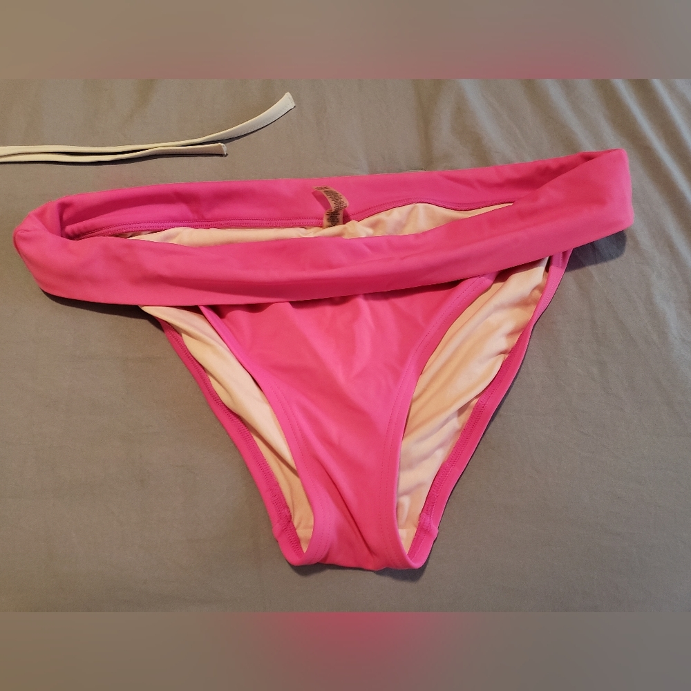 Victoria's Secret bikini bottoms L